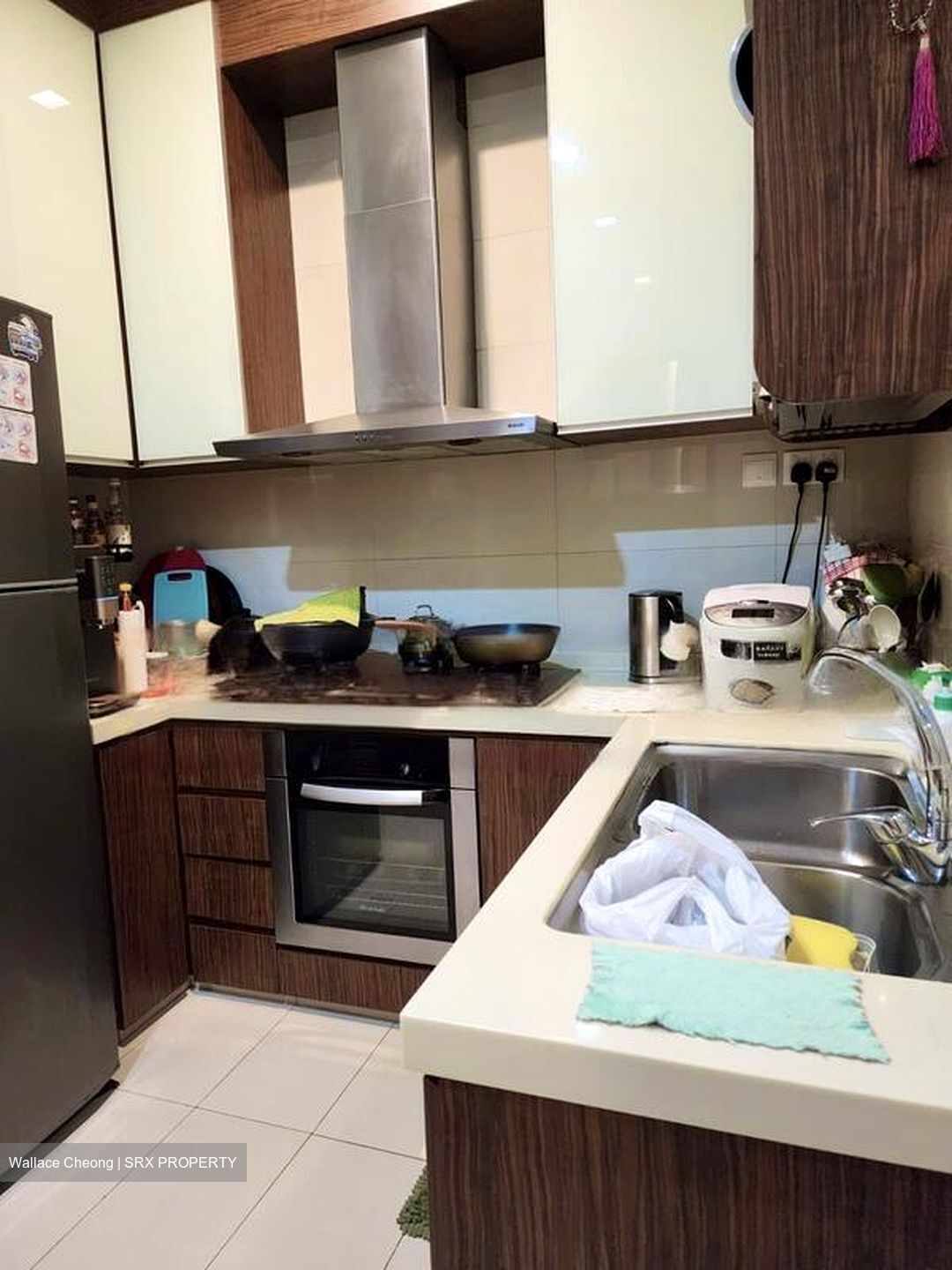 Inggu Road (D27), Terrace #443873651